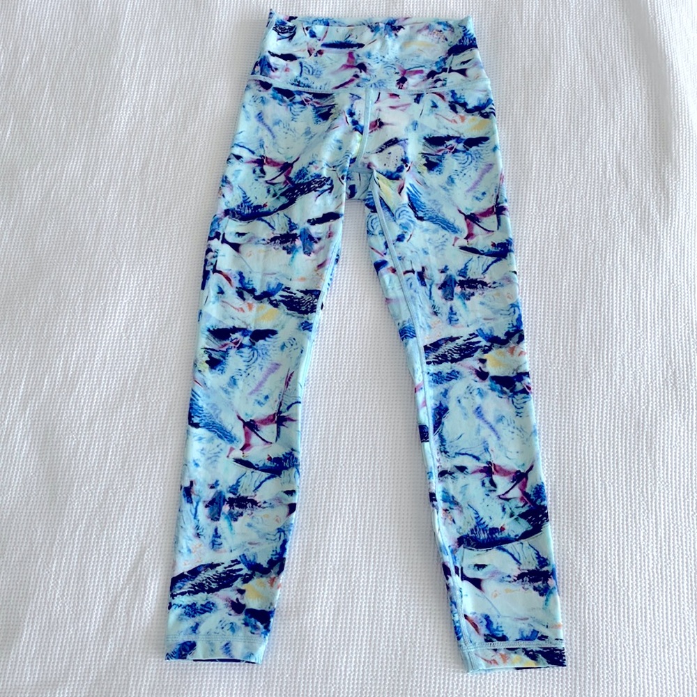 LULULEMON HIGH WAISTED LEGGING SIZE 4